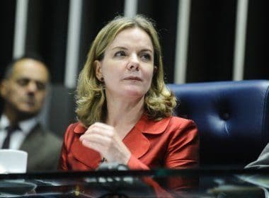 Gleisi Hoffmann diz crer na absolvição de Lula: 'Processo parecido com o de Vaccari'