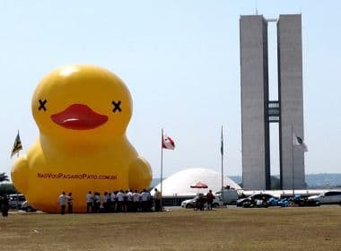 Pato da Fiesp é apreendido em Brasília e está guardado em galpão