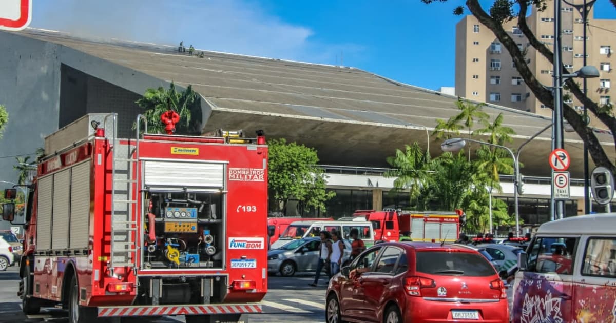 Corpo de Bombeiros conclui ocorrência de combate a incêndio que atingiu cobertura do TCA