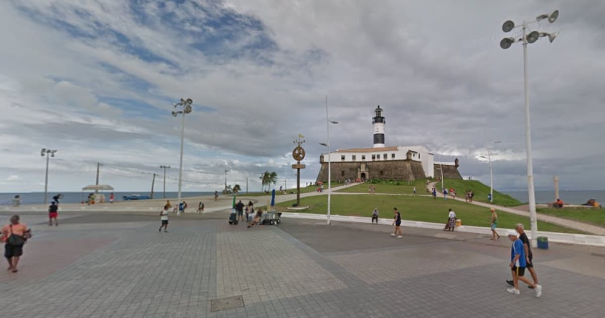 Largo do Farol da Barra terá interdição de trânsito nesta terça-feira para realização de evento