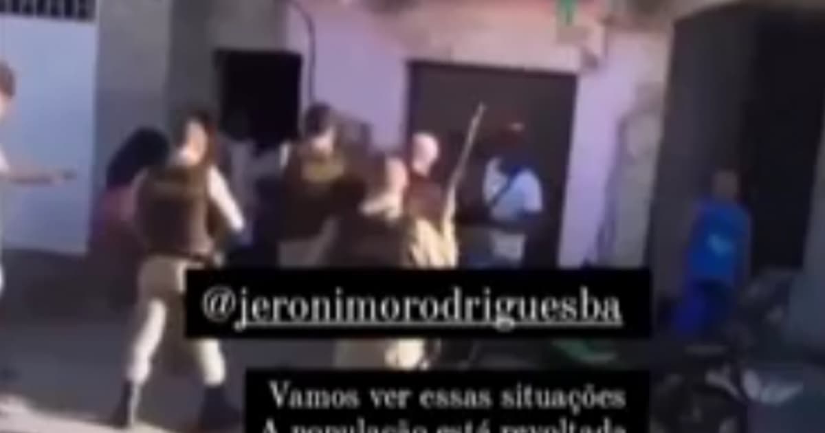 VÍDEO: Moradores do bairro Liberdade dizem que PMs agiram de forma abusiva durante abordagem 