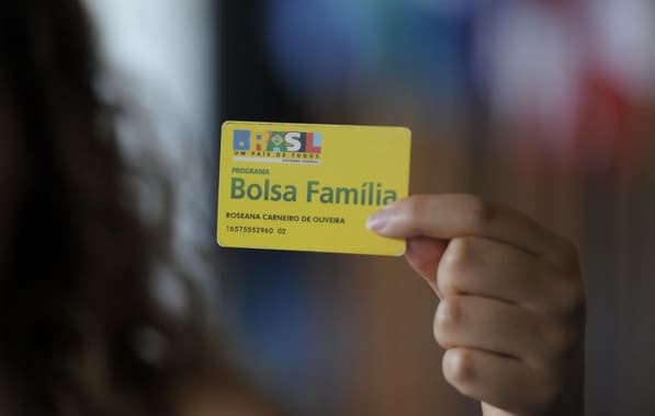 Imagem sobre Ministro afirma que 2,5 milhões de famílias brasileiras podem estar recebendo Bolsa Família de forma irregular 
