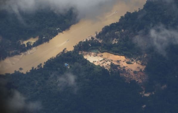Espaço aéreo sobre território Yanomami terá novo fechamento, avalia Flávio Dino