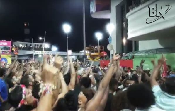 "Bloquinho da Janja": Foliões gritam nome de Lula para a primeira-dama na Barra