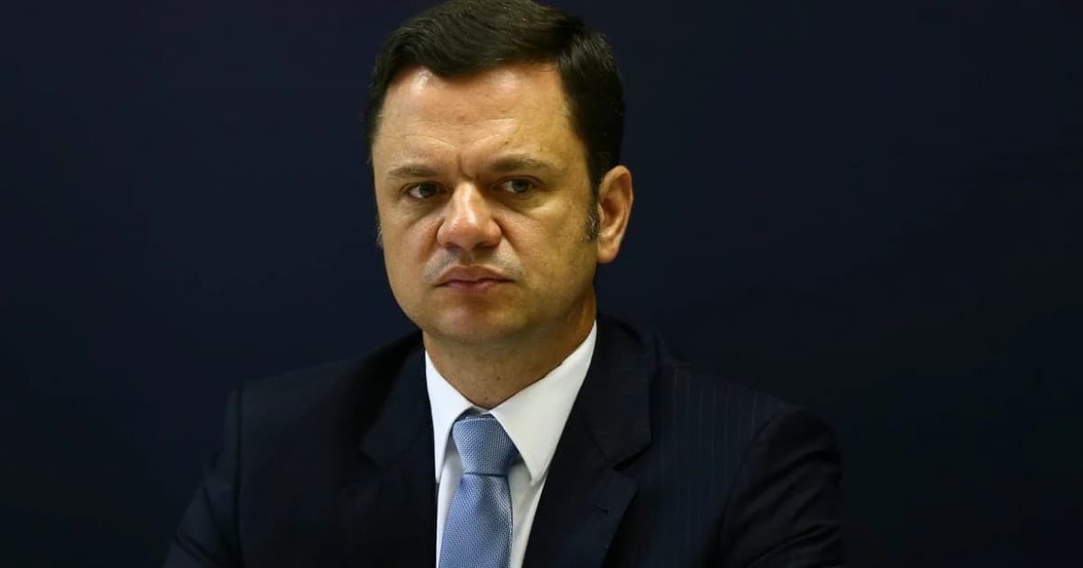 Ex-ministro de Bolsonaro, Anderson Torres é multado após Ibama encontrar 60 aves silvestres em sua casa
