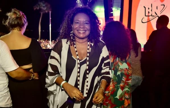 Margareth Menezes enaltece artistas em festa de aniversário de Salvador: "O povo precisa desta alegria"