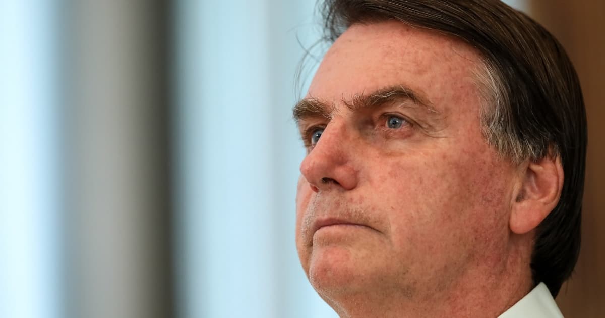 Bolsonaro pagou mais de 21 mil lanches com cartão corporativo na campanha de 2022