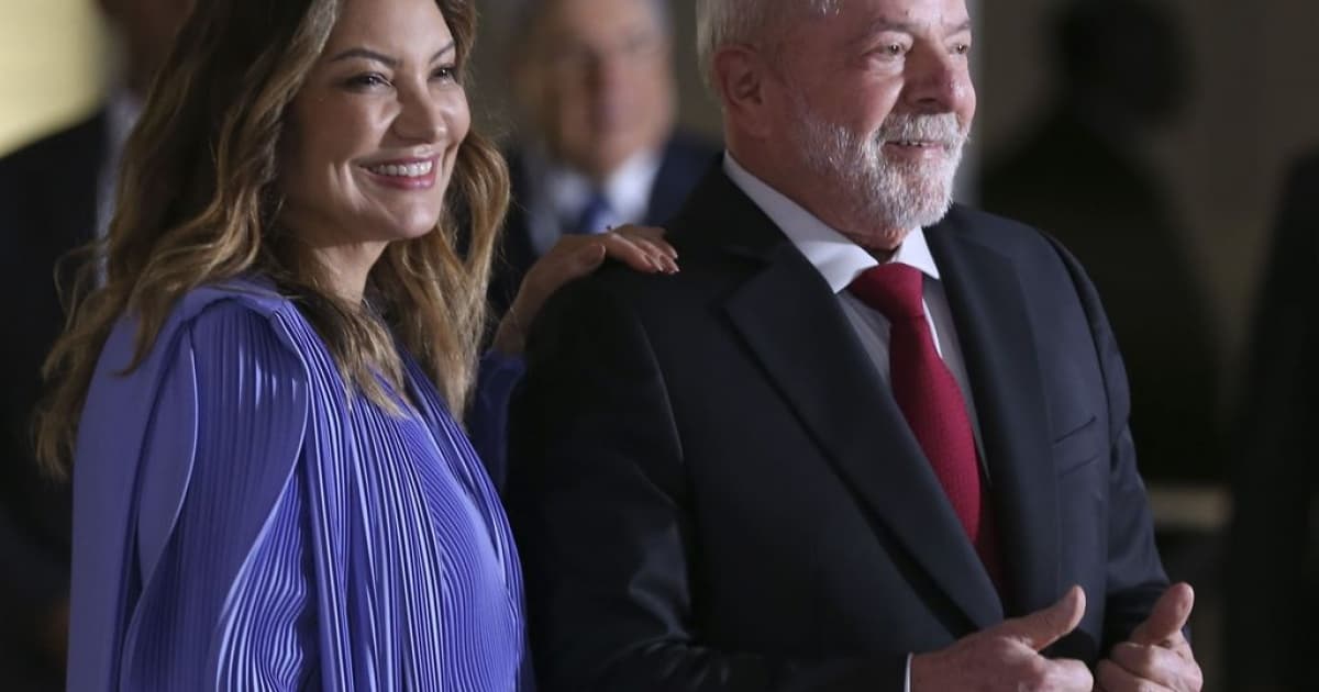 Governo Lula terá de explicar sofá de R$ 65 mil para o Palácio do Alvorada