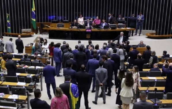 Orlando Silva pede adiamento do PL das fake News, e Lira consulta líderes para tomar decisão