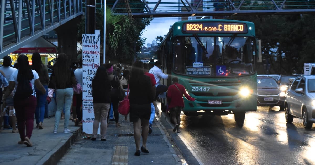 Ponto de ônibus em Salvador