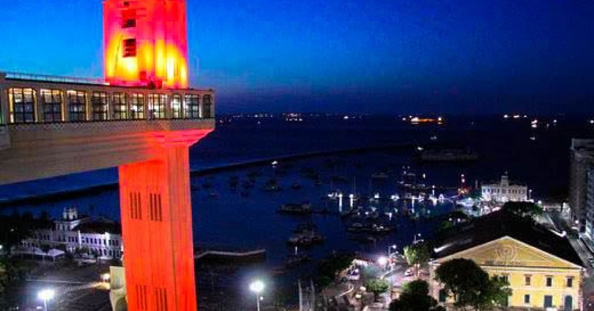 Monumentos de Salvador recebem iluminação laranja em alusão ao Dia de Combate ao Abuso Sexual Infantojuvenil