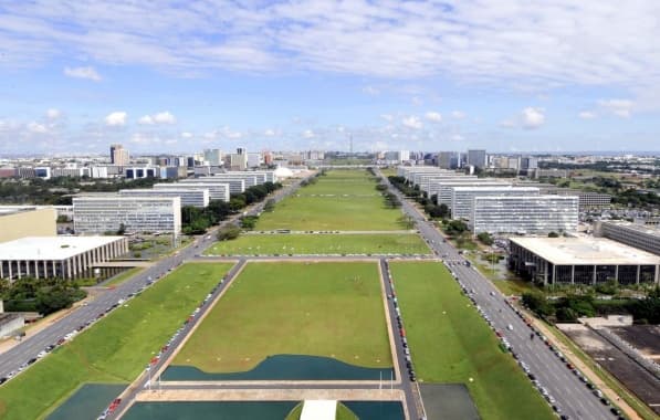 Aprovação do novo regime fiscal e início dos trabalhos de diversas CPIs agitam a semana em Brasília