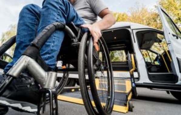CMS aprova PL que reserva de 10% da frota de transporte por aplicativos adaptados para cadeiras de rodas