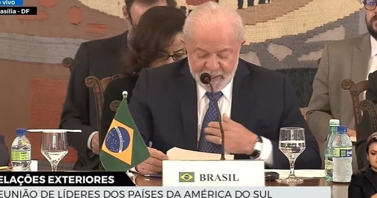 Lula no encontro de presidentes da América do Sul