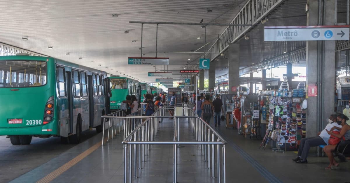 Mudanças em linhas de ônibus devem reduzir 72% do tempo de espera em pontos de Salvador