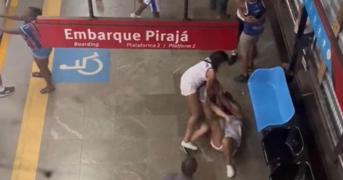 Briga entre torcedores do Bahia gera tumulto e deixa feridos em estação de metrô em Salvador