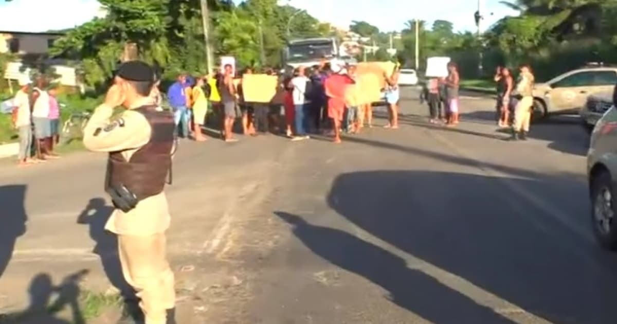 Protesto na Estrada do Derba