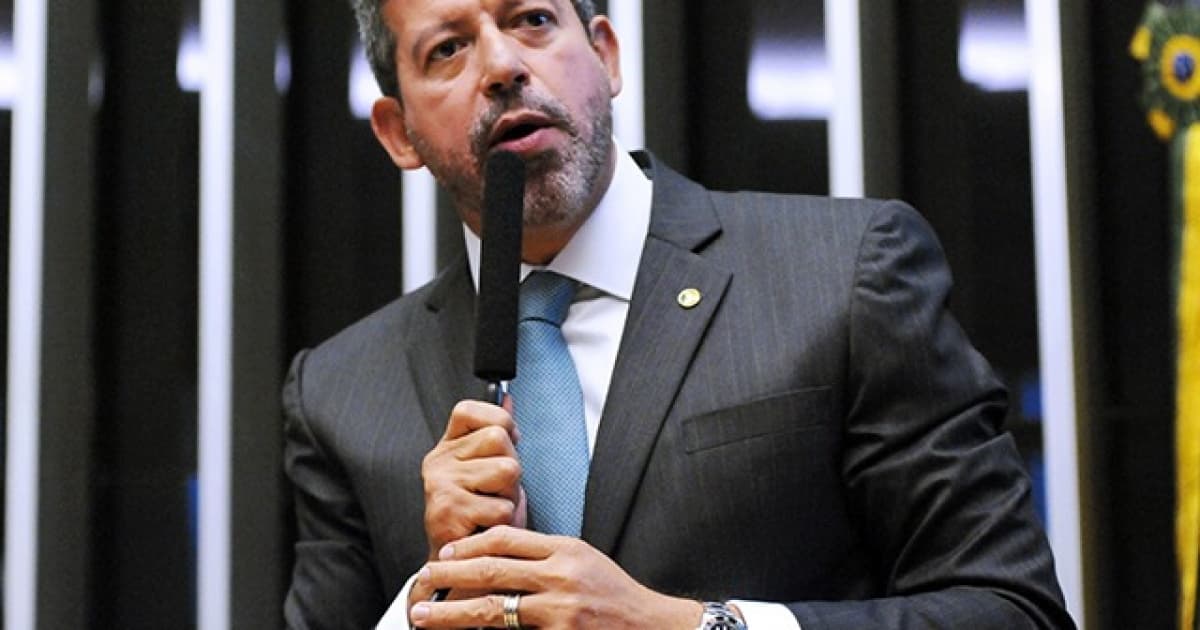 Em meio a cobranças por Ministérios, Lira pede a Rui Costa que consórcio do Centrão assuma pasta da Saúde