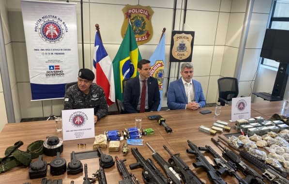 Apreensão de arsenal do Comando Vermelho só foi possível por atuação conjunta de forças, diz delegado da PF