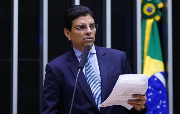 Cajado diz que mudanças do Senado no arcabouço fiscal foram políticas e quer retomar relatório da Câmara