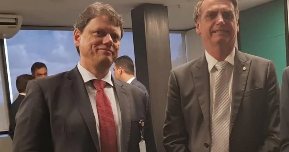 VÍDEO: Bolsonaro e Tarcísio de Freitas divergem sobre projeto da reforma tributária