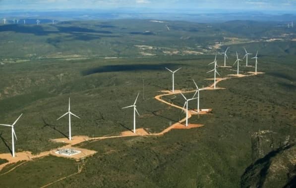 41 usinas eólicas e solares entraram em operação na Bahia durante o primeiro semestre