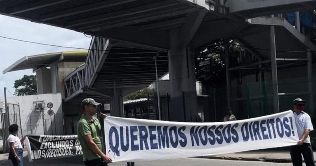 VÍDEO: Ex-funcionários da CSN fazem nova manifestação e deixam trânsito travado na região da rodoviária