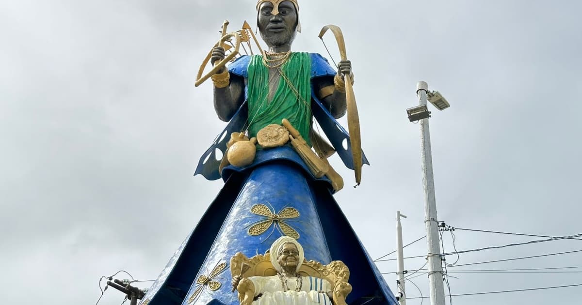 Alvo de vândalos, novo monumento de Mãe Stella de Oxóssi terá câmeras de segurança e rondas da guarda municipal