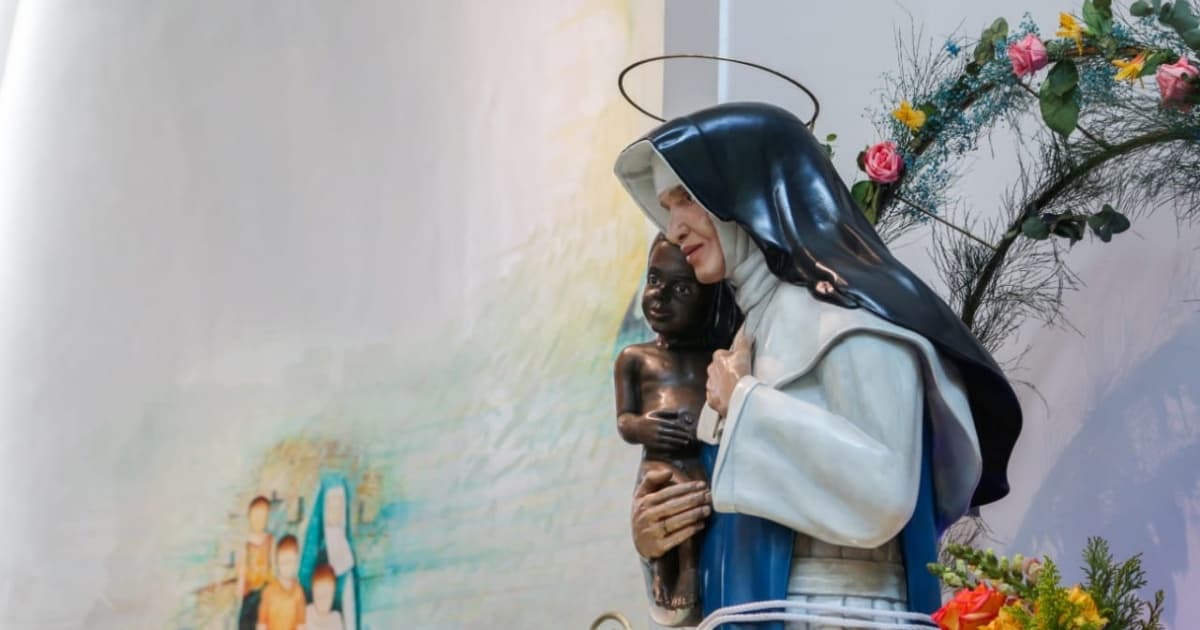 Anjo bom da Bahia: Devotos e fiéis celebram dia de Santa Dulce neste domingo em Salvador