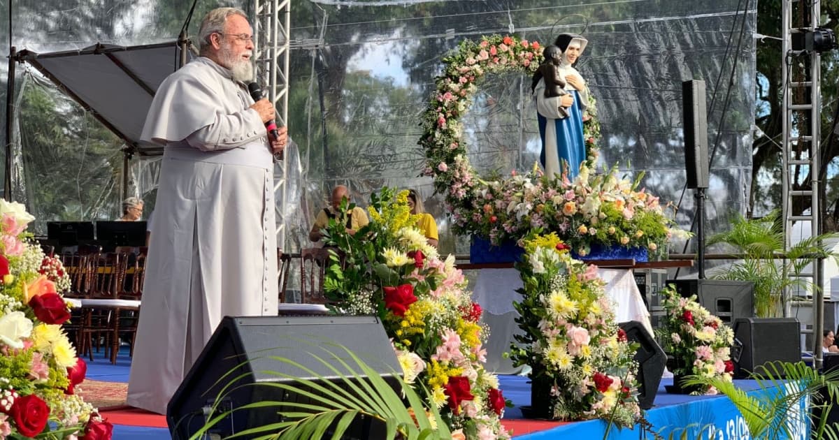  Shows, procissão e missa campal encerram festa em homenagem a Santa Dulce