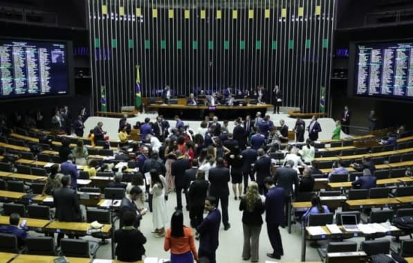 Reajuste de servidores tem 11 dias para ser votado antes de MP perder validade