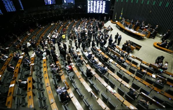 Congresso prepara novo orçamento secreto de R$ 20 bi para 2024, diz colunista