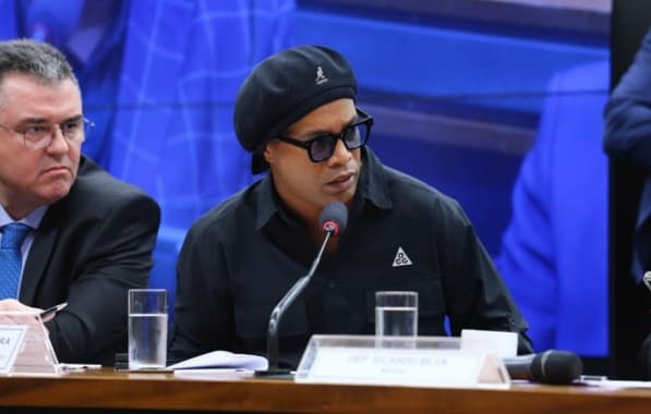 Ameaçado de condução coercitiva, Ronaldinho vai à CPI e nega envolvimento em esquema de pirâmide