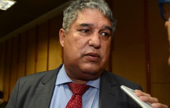 Rosemberg revela que Adolfo Menezes o procurou para indicar que é contra o terceiro mandato na AL-BA 