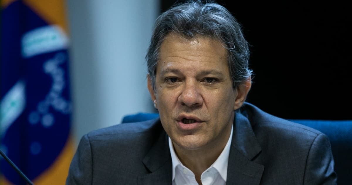 Haddad defende limitar supersalários e alterações em concursos públicos