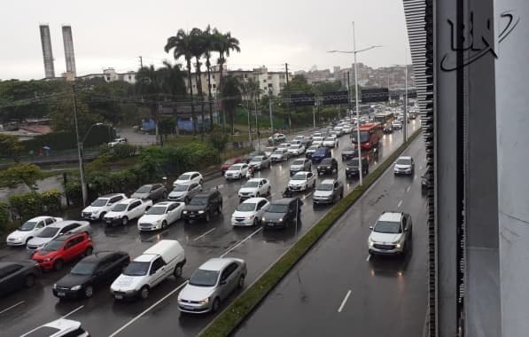 Região da Rodoviária de Salvador apresenta trânsito intenso na volta do feriadão