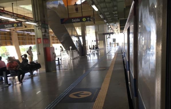 Parte da linha 2 do Metrô circula em velocidade reduzida após furto de cabos na tarde desta segunda