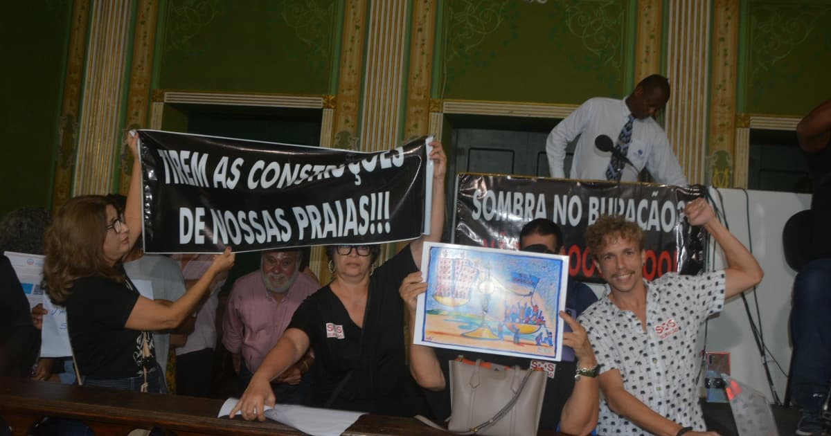 Construção de torres na Praia do Buracão volta ao debate e moradores protestam na Câmara de Salvador