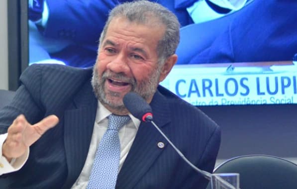 Vereador propõe título de cidadão soteropolitano a Carlos Lupi, ministro da Previdência Social