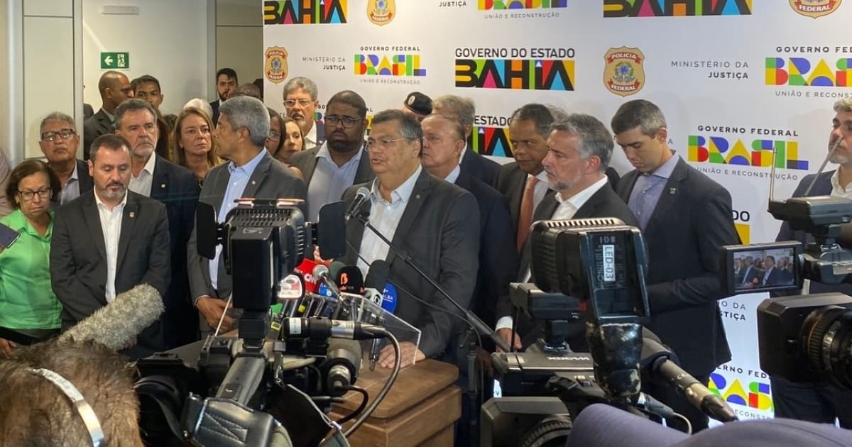Na Bahia, Dino critica “armamentismo irresponsável” do governo Bolsonaro: “Uma das causas da violência no Brasil”