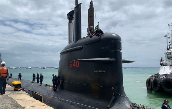Submarino atraca no Porto de Salvador e estará disponível para visitação no domingo