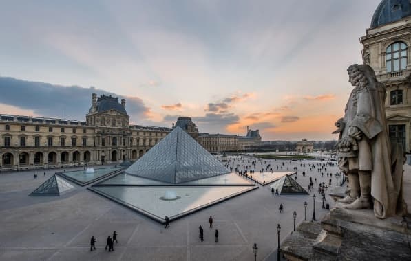 Museu da França é fechado após ameaça de bomba