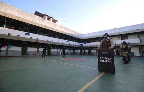 Polícia realiza operação conjunta para encontrar detentos que fugiram da Penitenciária Lemos Brito, em Salvador