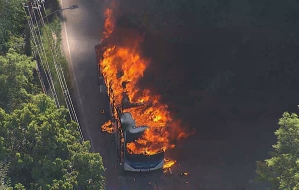 Zona Oeste do RJ tem 24 ônibus incendiados após sobrinho do miliciano Zinho ser morto pela polícia