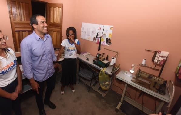 Prefeitura de Salvador entrega 200 casas reformadas e nova praça em Mirantes de Periperi