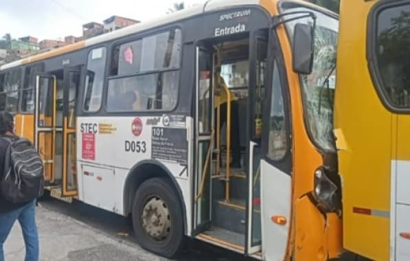 Acidente envolvendo três ônibus na Avenida Suburbana deixa passageiros feridos