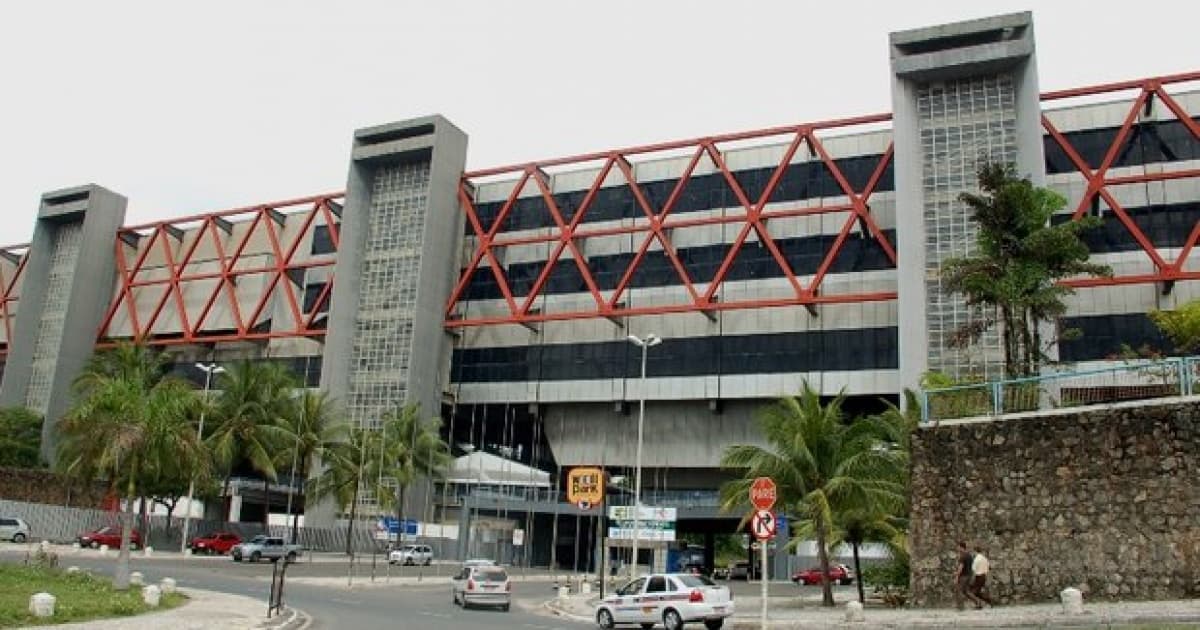 Após interdição, Governo da Bahia deve confirmar demolição do Centro de Convenções da Bahia; entenda 