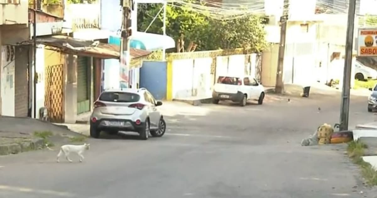 Ataque a tiros deixa um morto e três feridos no subúrbio de Salvador; criança é uma das vítimas 