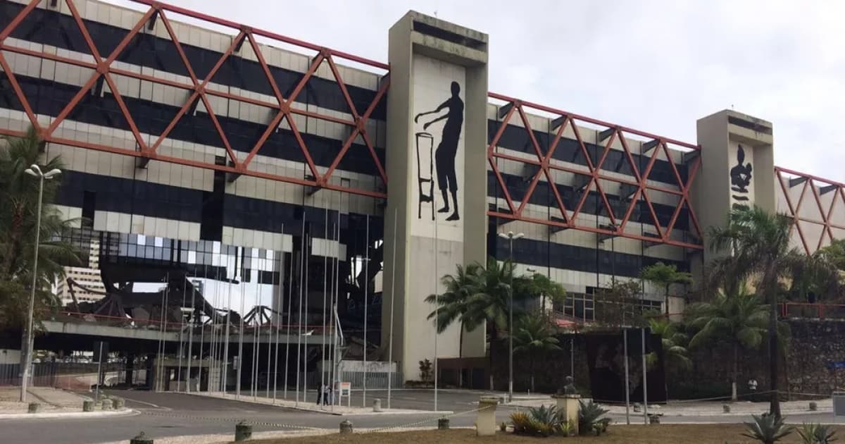 Interditado há mais de oito anos, destino do Centro de Convenções da Bahia deve ser selado somente após “desobstrução judicial”