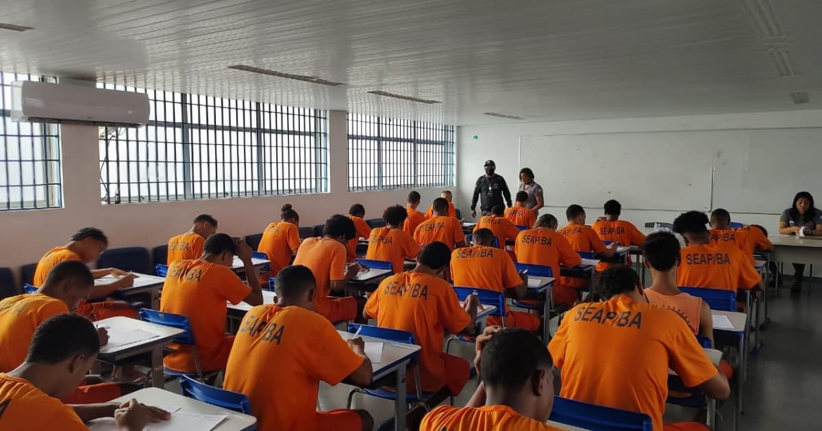 Número de inscrições no Enem para detentos cresce 38% na Bahia, aponta Seap